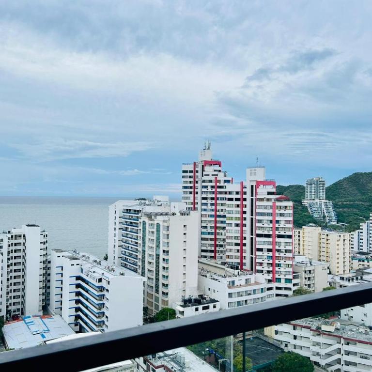 VITA 945 - Rodadero - By INMOBILIARIA VS - Two-Bedroom Apartment with Balcony and Sea View - 1