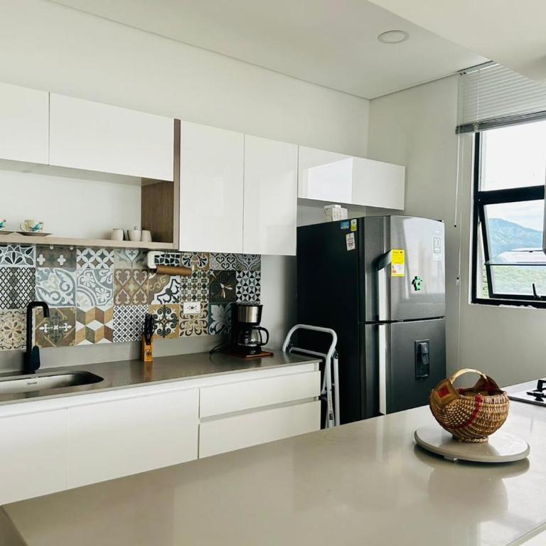 VITA 945 - Rodadero - By INMOBILIARIA VS - Two-Bedroom Apartment with Balcony and Sea View - 11