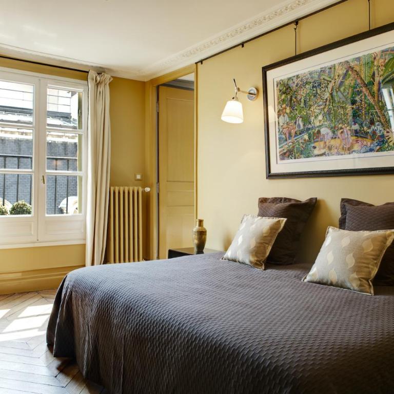 Paris Louvre Elegant residence - Two-Bedroom Apartment - 2