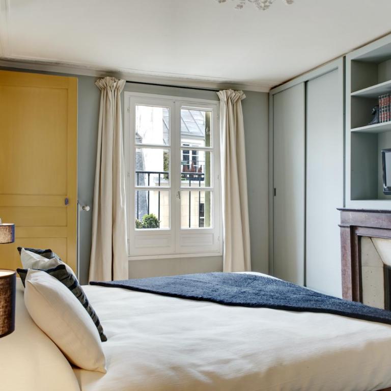 Paris Louvre Elegant residence - Two-Bedroom Apartment - 9