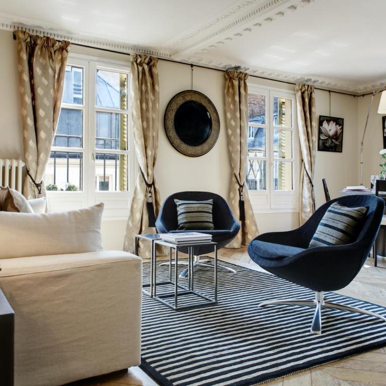 Paris Louvre Elegant residence - Two-Bedroom Apartment - 17