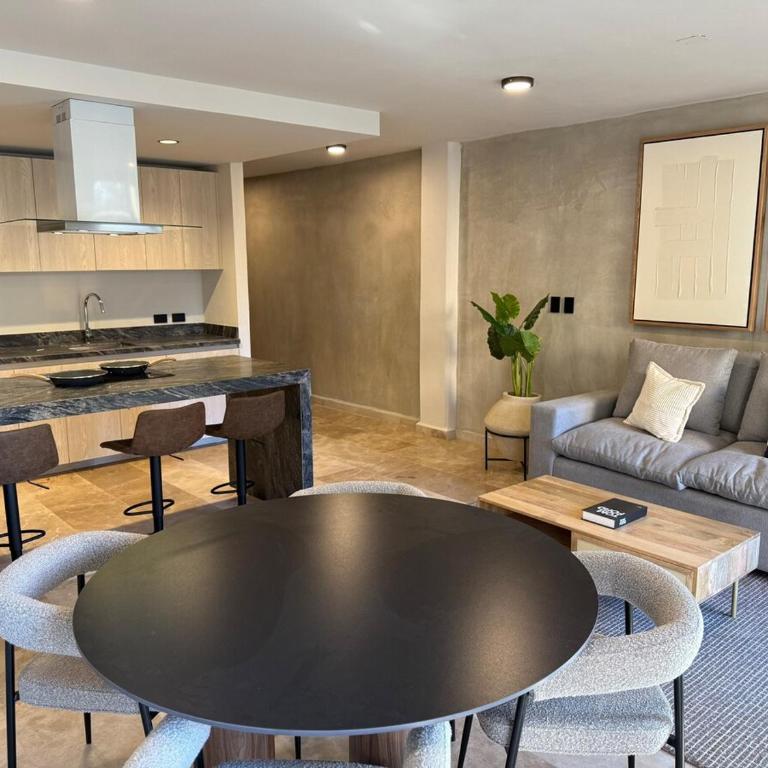 Modern space in the heart of the historic center - Two-Bedroom Apartment - 45