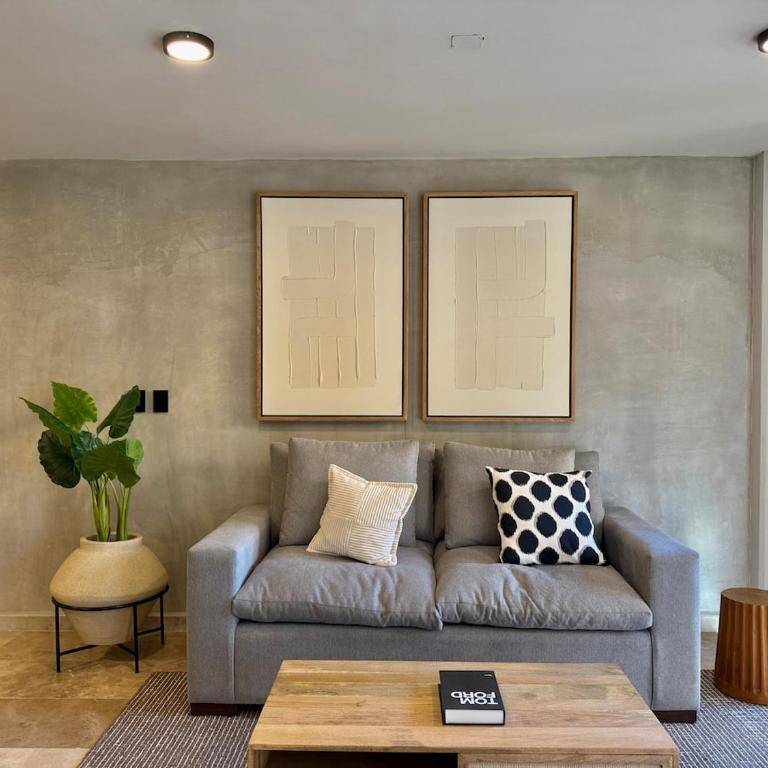 Modern space in the heart of the historic center - Two-Bedroom Apartment - 56