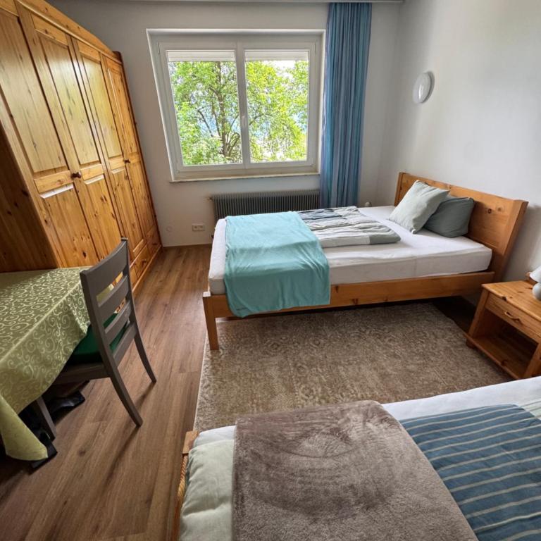 Karawankenblick - Doppel-/Zweibettzimmer mit Gartenblick - 1