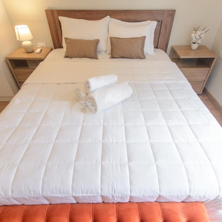 Luxury 2 BR Villa Morra Apt w AC, Pool & Gym - Apartment - 15