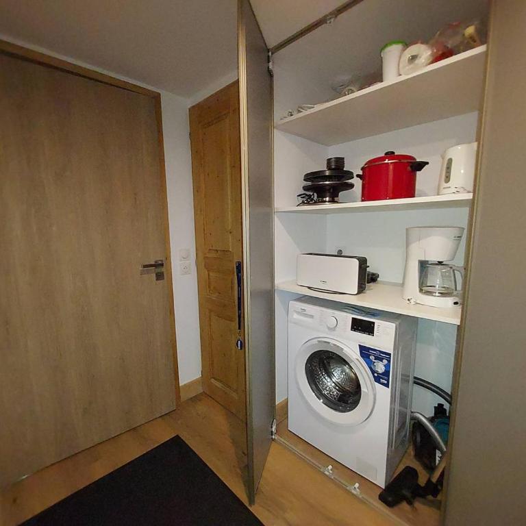Appartement cosy 6 pers, accès pistes, parking inclus - FR-1-356-536 - Apartamento - 10