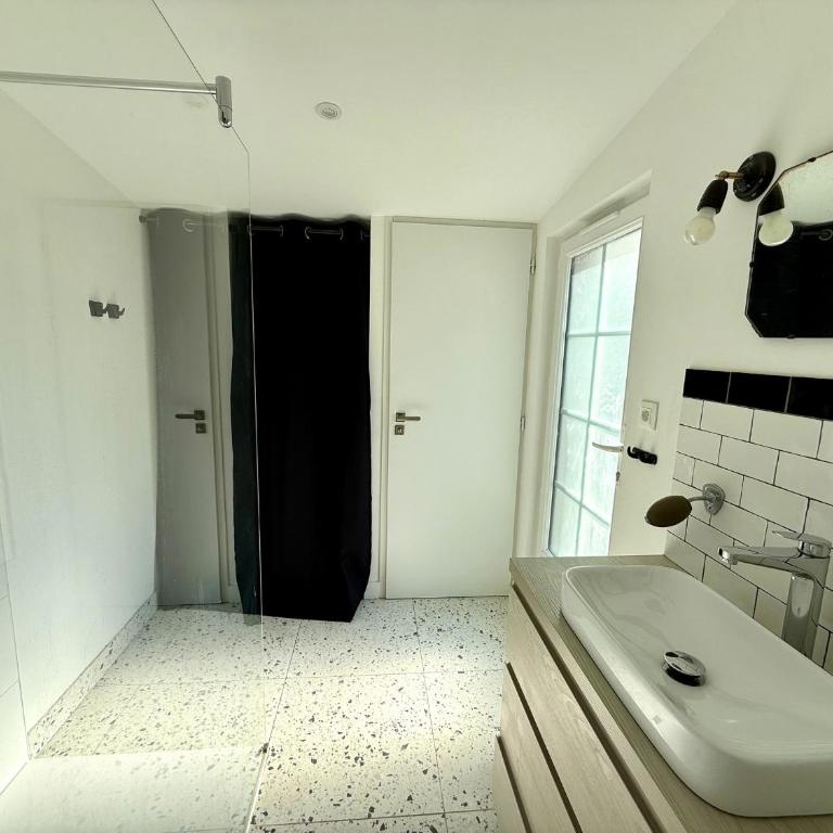 Maison charmante près de la plage avec WIFI, au cœur de Saint-Jean-de-Monts - FR-1-652-60 - Vacation Home - 7