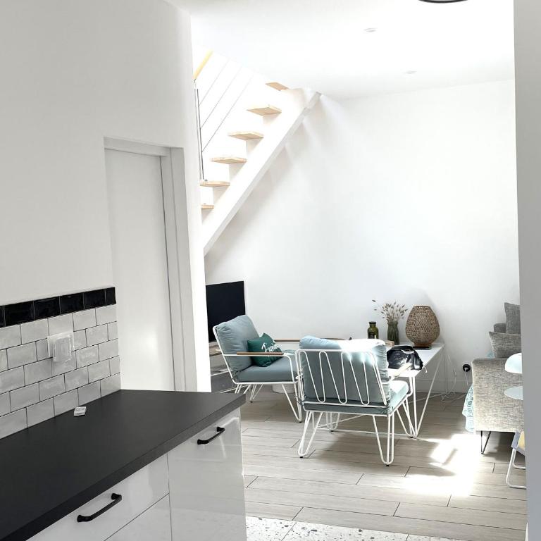 Maison charmante près de la plage avec WIFI, au cœur de Saint-Jean-de-Monts - FR-1-652-60 - Vacation Home - 16