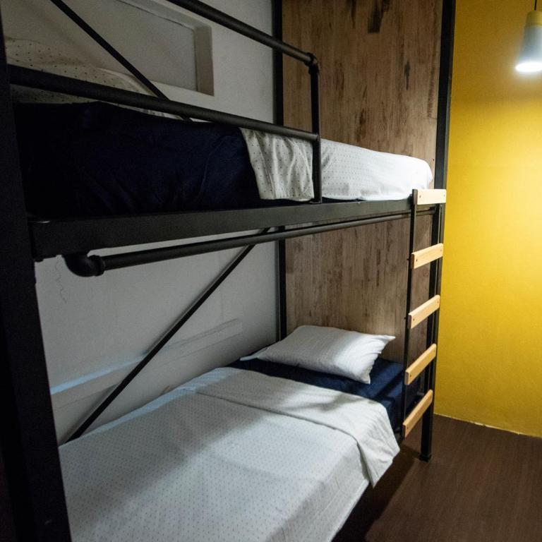Wanderlust District - Small Twin Room - 2