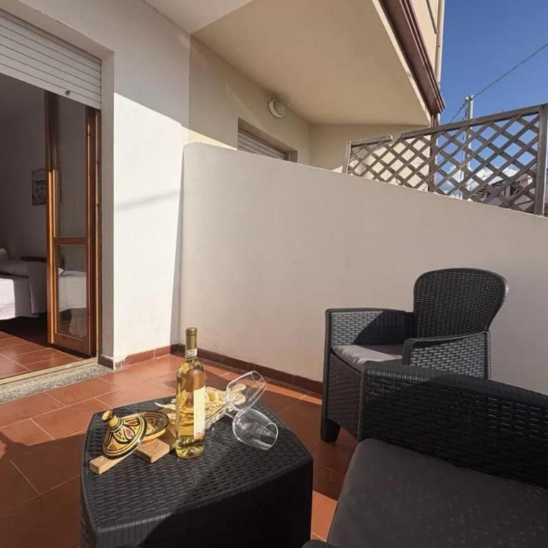 Bright flat near the beaches of Lu Bagnu - Appartamento - 6