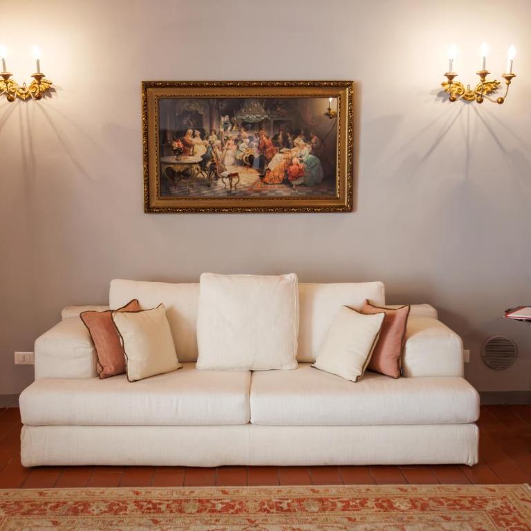 PALAZZO DELLA BIANCA-Royal Experience - Monolocale con Vista Giardino - 2