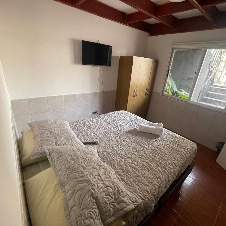 Hostal El Ancla - Double or Twin Room with Shared Bathroom - 5