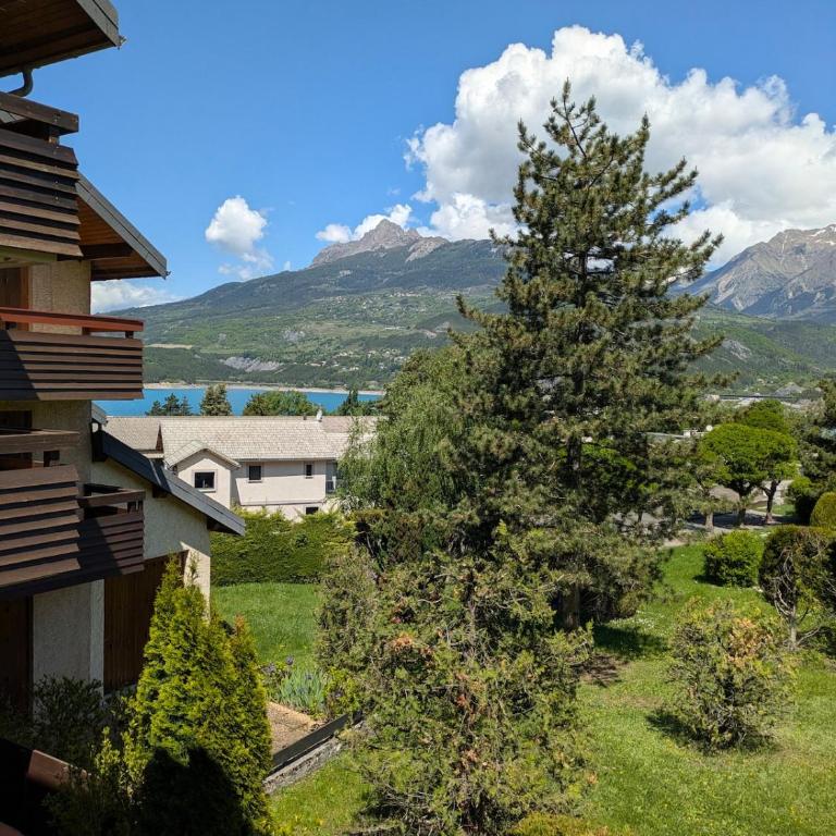 Face au lac avec parking, proche commerces - Appartement 1 Chambre - 15
