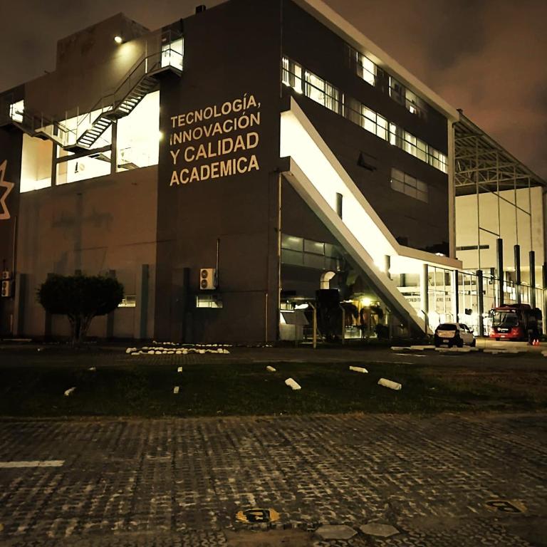 Apartamento 2 - Avenida Marcelo Terceros 318 - Apartamento de 1 dormitorio - 18