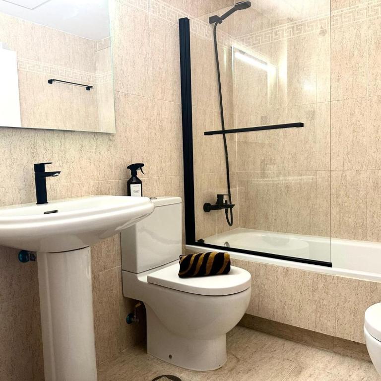 Atico Marbella 2 room piscina y parking - Apartamento de 2 dormitorios - 20