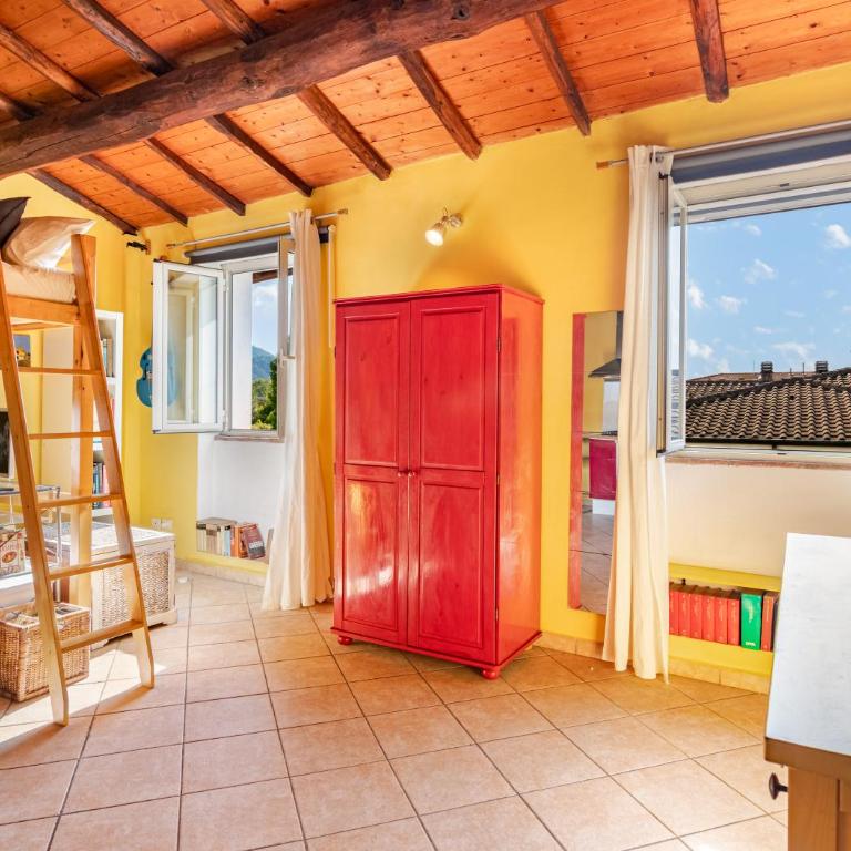 A 5 min da Lucca Centro con Parcheggio Riservato - Appartamento con 1 Camera da Letto - 3