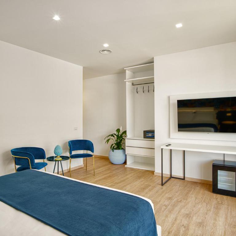 Ella Suites Apartments - Camera Matrimoniale Deluxe con Balcone - 17