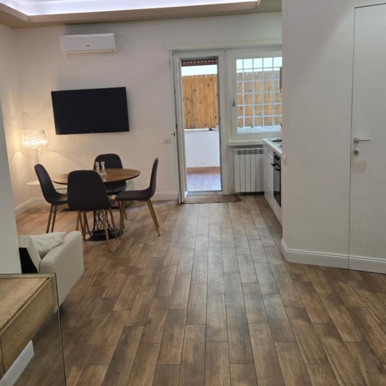 GHouse Ostia - Appartamento con 1 Camera da Letto - 1