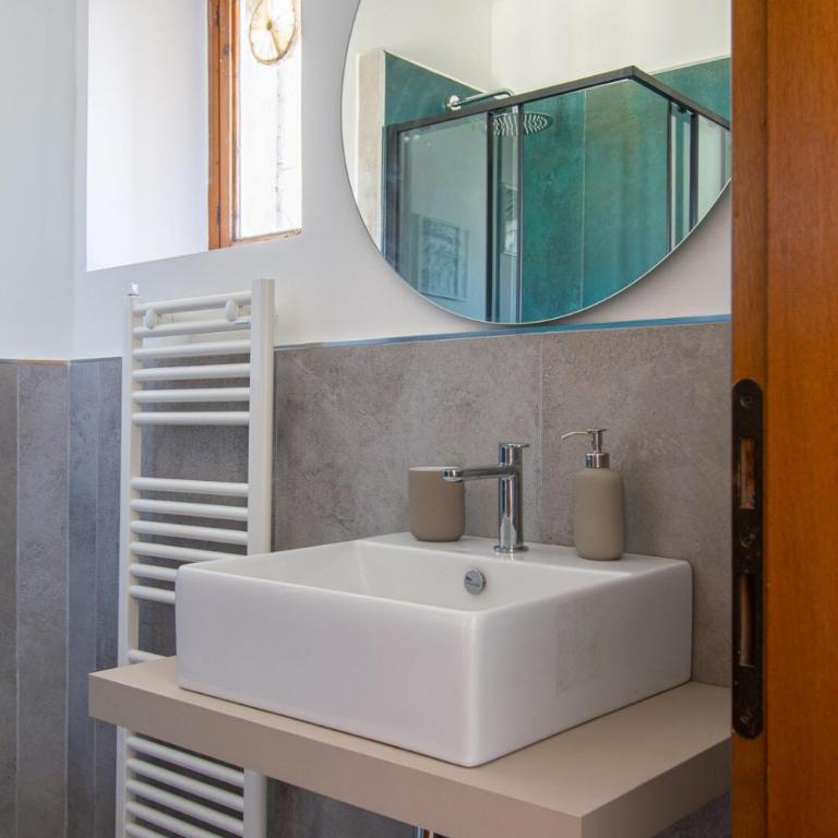 Cozy and Bright Flat - Top Floor with Elevator - Appartamento con 1 Camera da Letto - 18