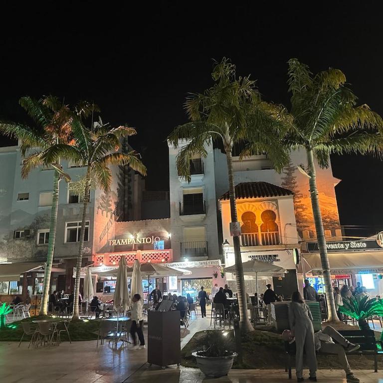 2 Bed Apartment Estepona Centre next to the Beach! - Apartamento de 2 dormitorios - 7