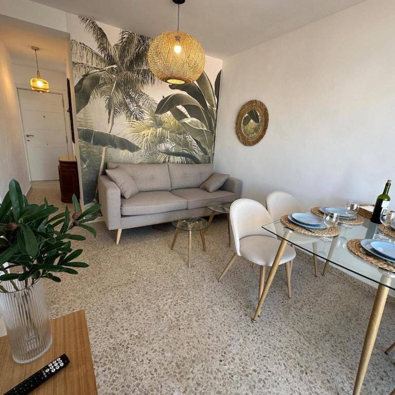 2 Bed Apartment Estepona Centre next to the Beach! - Apartamento de 2 dormitorios - 6