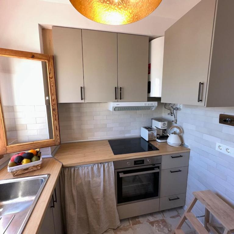2 Bed Apartment Estepona Centre next to the Beach! - Apartamento de 2 dormitorios - 8