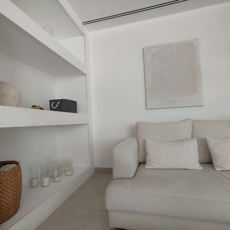 Luxury Villa with Breathtaking Views in Marbella By Lodgerstrip - Villa - 67