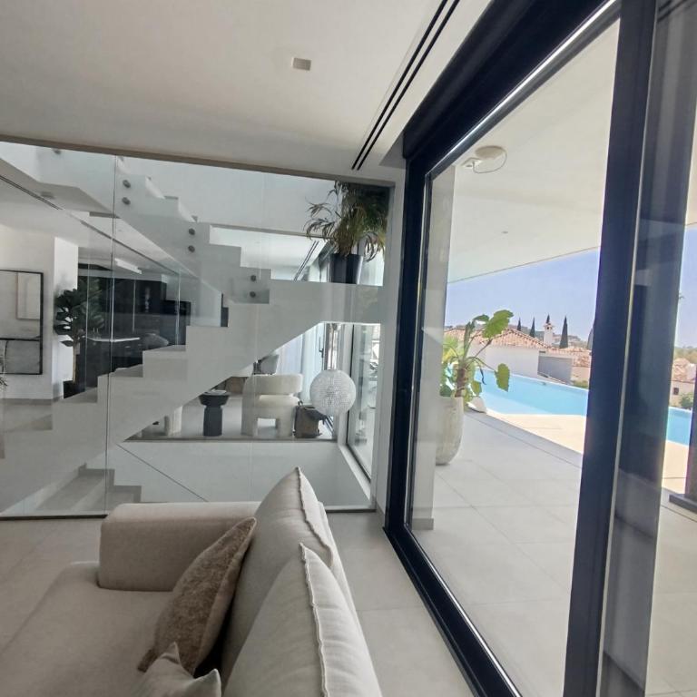 Luxury Villa with Breathtaking Views in Marbella By Lodgerstrip - Villa - 80