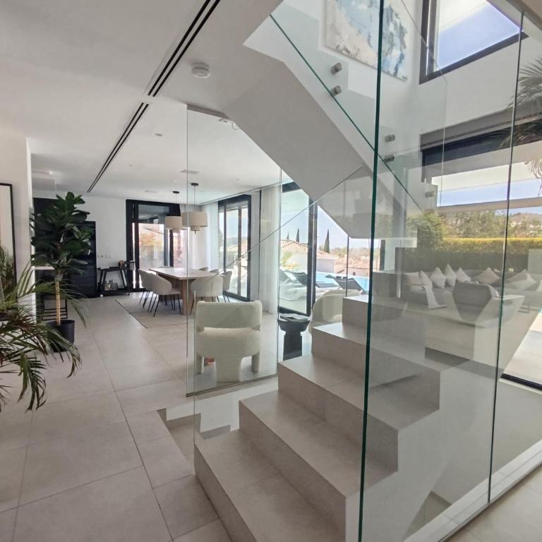 Luxury Villa with Breathtaking Views in Marbella By Lodgerstrip - Villa - 60