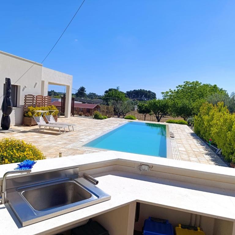 Valle d'Itria IN - Villa con 2 Camere da Letto - 78
