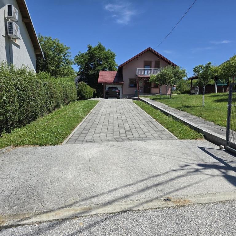 Villa Usivak for green quiet holiday near Sarajevo# TravelersAwards 2026 - Vila - 8