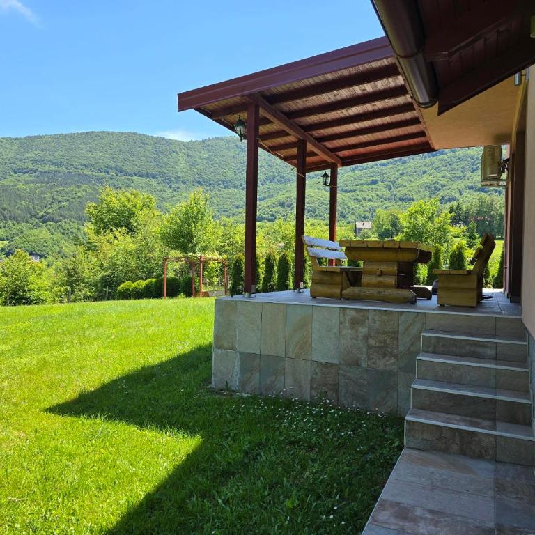 Villa Usivak for green quiet holiday near Sarajevo# TravelersAwards 2026 - Vila - 2