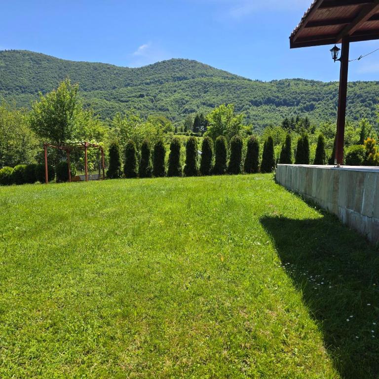 Villa Usivak for green quiet holiday near Sarajevo# TravelersAwards 2026 - Vila - 12