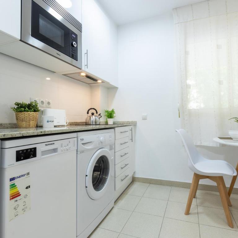 Estudio a 100 metros de la playa - Estudio Superior - 10