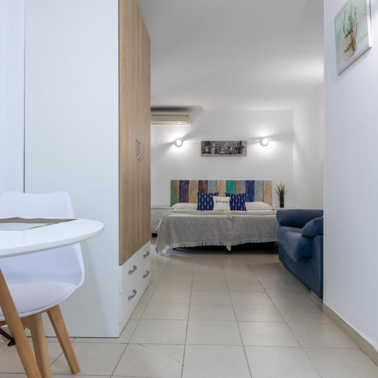 Estudio a 100 metros de la playa - Estudio Superior - 1