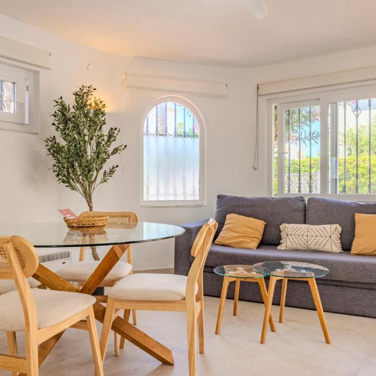 Urbanización El Oasis, 20 Villas en 1ª Línea Playa - Villa Pagre de 1 dormitorio - 3