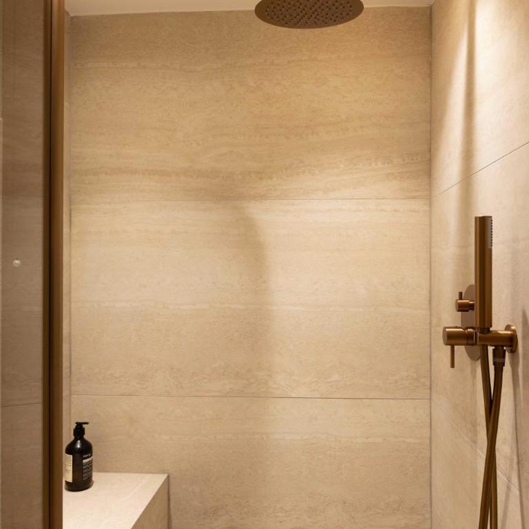 chic A C central apt - 2bdr 6p - faubourg s denis - Appartement - 23
