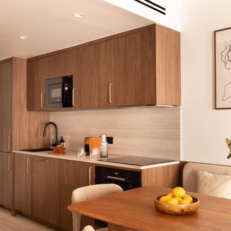 chic A C central apt - 2bdr 6p - faubourg s denis - Appartement - 3