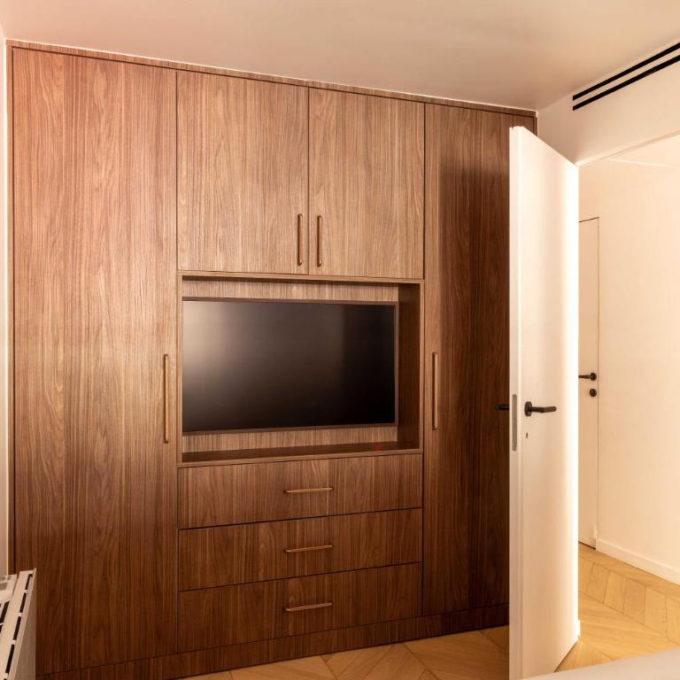 chic A C central apt - 2bdr 6p - faubourg s denis - Appartement - 15