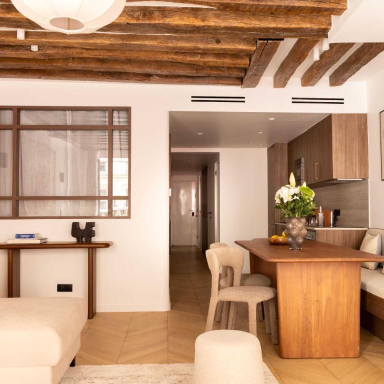chic A C central apt - 2bdr 6p - faubourg s denis - Appartement - 11