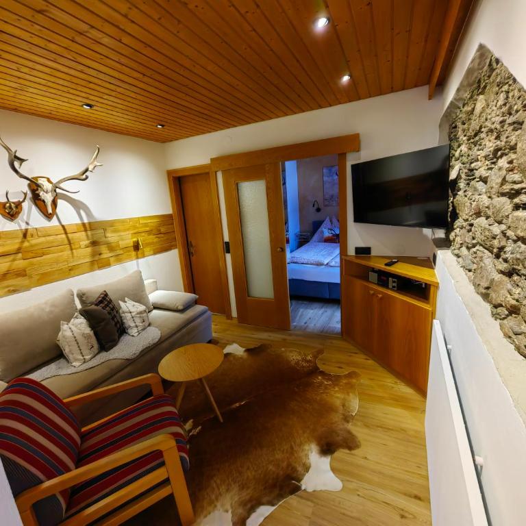 Gästehaus Groder - Standard Apartment mit 1 Schlafzimmer und Balkon - 1
