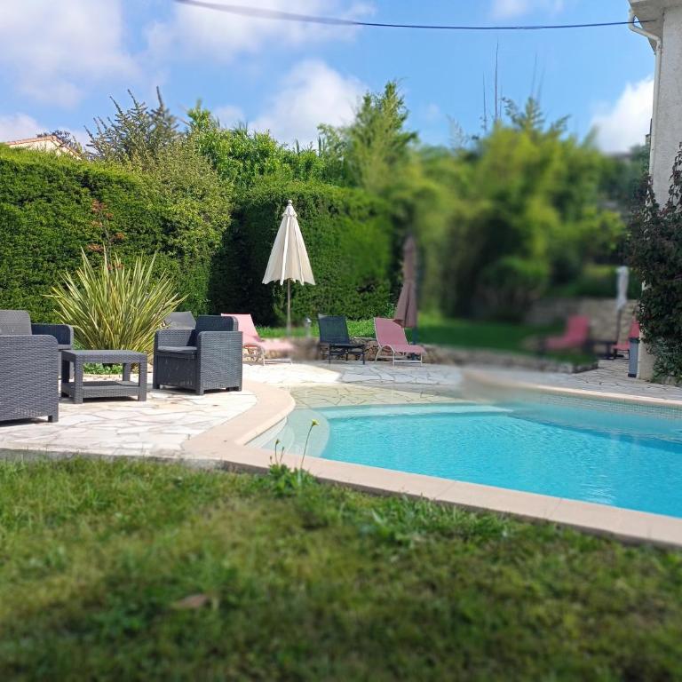 Très jolie villa à Vence - Villa avec Piscine Privée - 22