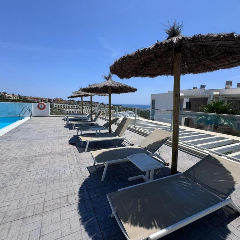 Modern Apartment with Year-Round Open Pool - Apartamento de 3 dormitorios - 50