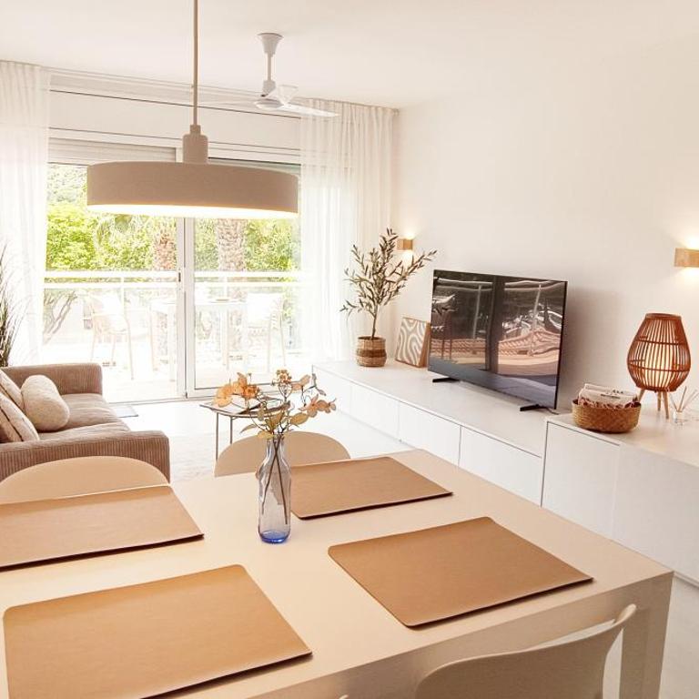 A&A Brothers -Boutique Suites Apartments- - Suite con vistas a la piscina - 7