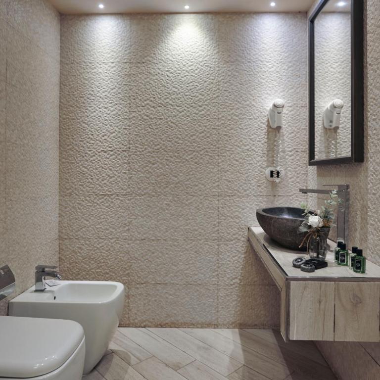 Pompei Valley Boutique Hotel - Suite Deluxe con Vasca Idromassaggio - 1
