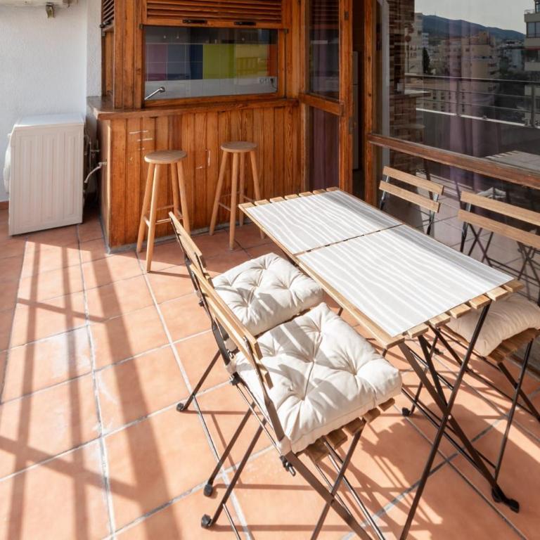 Stunning Mlaga Apartment with Ocean Views - Apartamento - 2