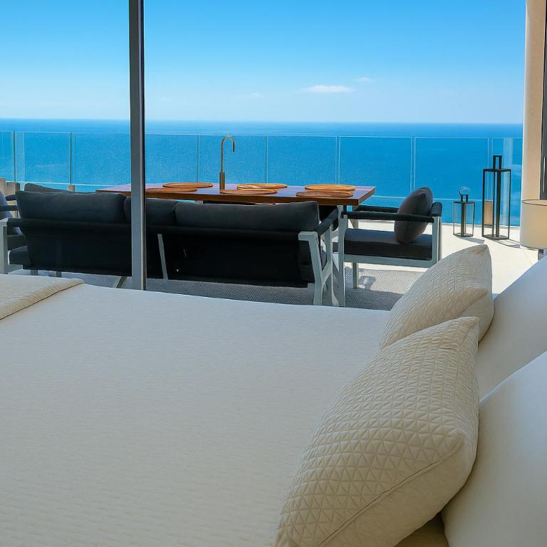 Apartment Sleeps 4 with Gym & Spa - Apartment - 9