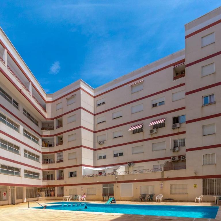 precioso apartamento soleado, con piscina, cerca del mar - Apartamento de 2 dormitorios - 20
