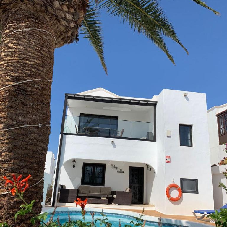 Palm villa - Three-Bedroom Villa - 5