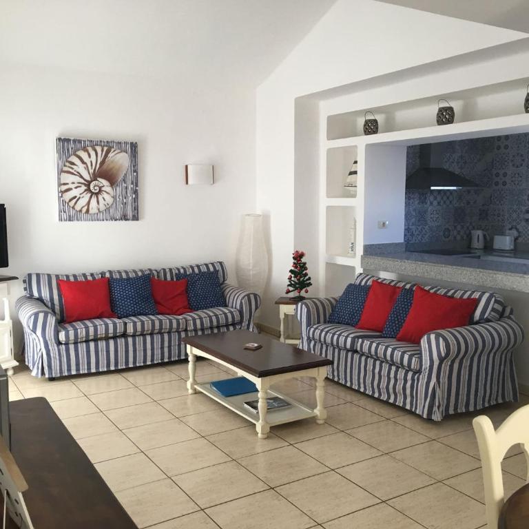 Palm villa - Three-Bedroom Villa - 11